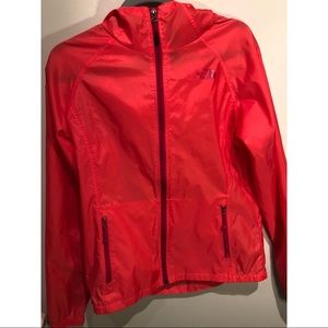 Super lightweight rain jacket/windbreaker